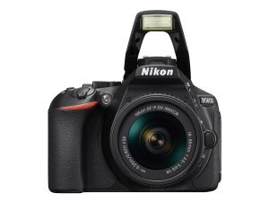Nikon D5600 kit 18-140